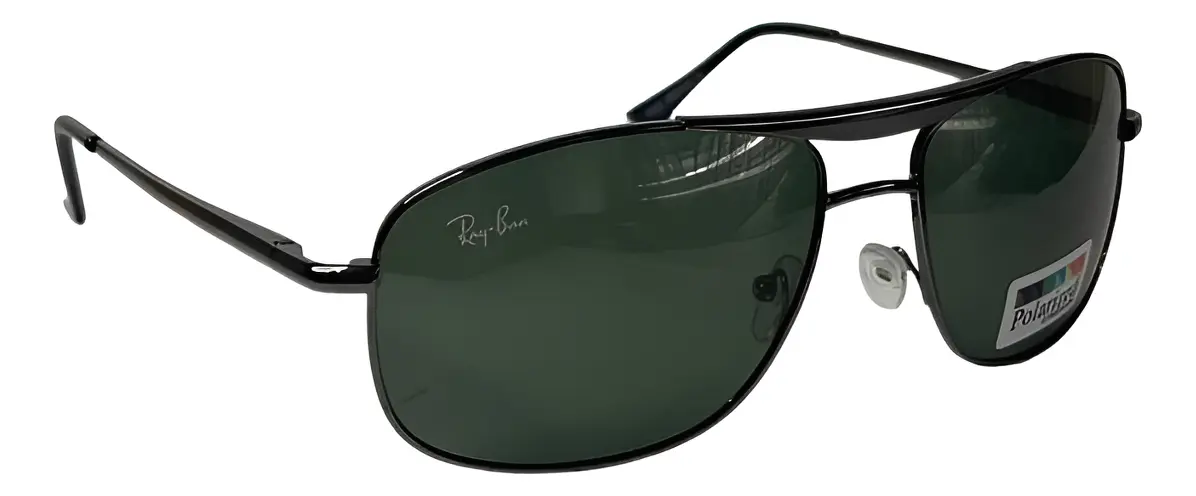 Cuando los deportivos llaman demasiado la atención en la calle